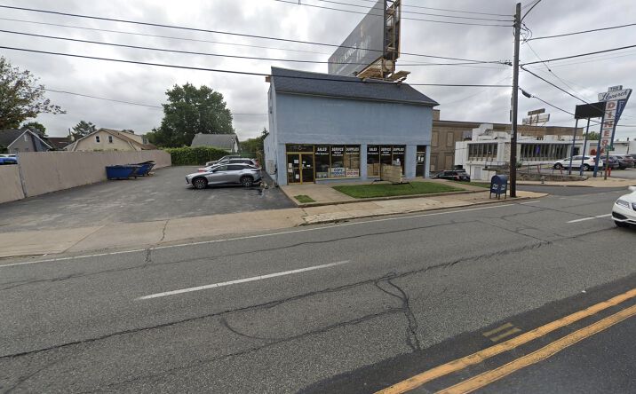 Pictures of Retail property located at 101 E Township Line Rd, Upper Darby, PA 19082 for lease - image #1