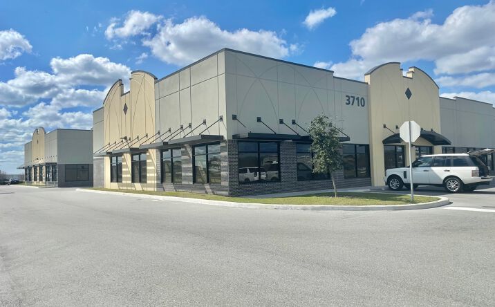Pictures of Industrial property located at 3710 Airport Commerce Dr, Lakeland, FL 33811 for lease - image #1