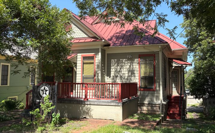Pictures of Office property located at 1104 West Ave, Austin, TX 78701 for lease - image #1