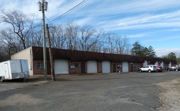 Pictures of Industrial property located at 417 N Grove St, Berlin, NJ 08009 for lease - image #1