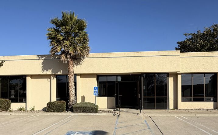 Pictures of Office property located at 2401 Professional Pkwy, Santa Maria, CA 93455 for lease - image #1