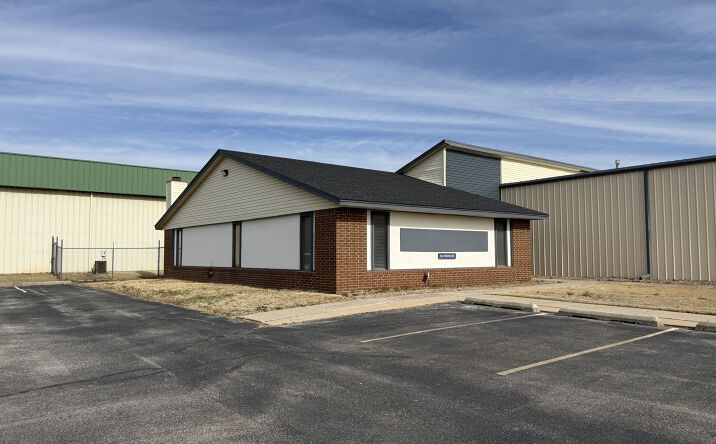 Pictures of Industrial property located at 500 Beacon Dr, Oklahoma City, OK 73127 for lease - image #1