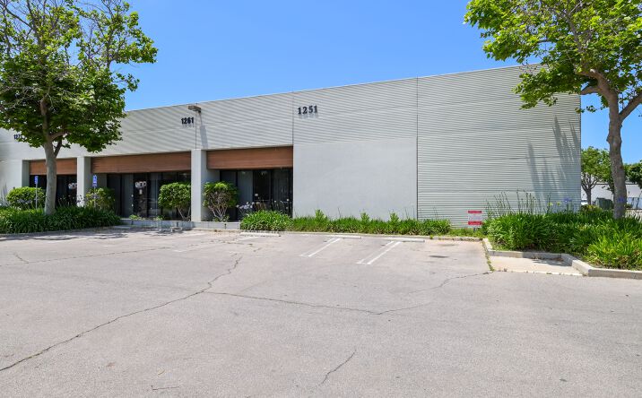 Pictures of Industrial property located at 1251 Vanguard Dr, Oxnard, CA 93033 for lease - image #1