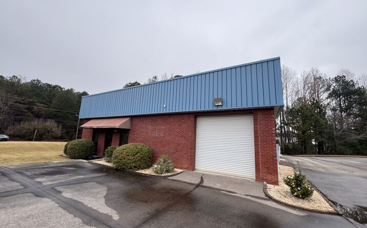 Pictures of Industrial property located at 7500 Southlake Pkwy, Jonesboro, GA 30236 for lease - image #1