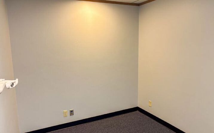 Pictures of Office property located at 1680 Chambers Street, Eugene, OR 97402 for lease - image #1