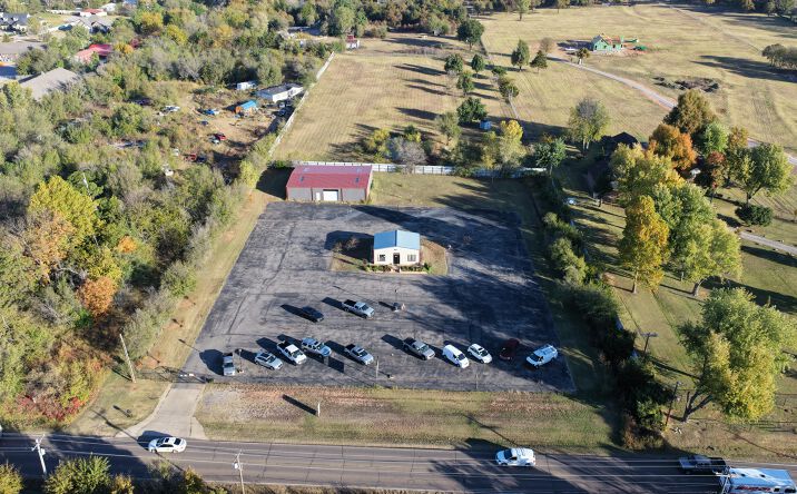 Pictures of Industrial, Special Purpose, Retail property located at 3637 E Waterloo Rd, Edmond, OK 73034 for lease - image #1