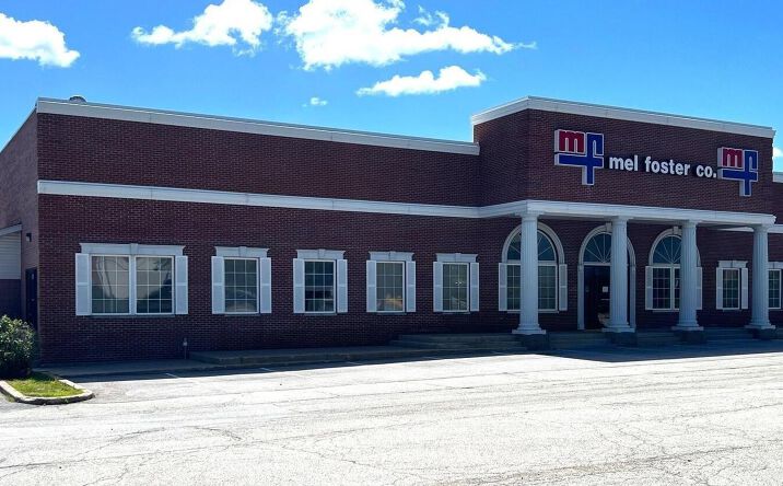 Pictures of Office, Retail, Restaurant property located at 2300 SPRUCE HILLS Drive, Bettendorf, IA 52722 for lease - image #1