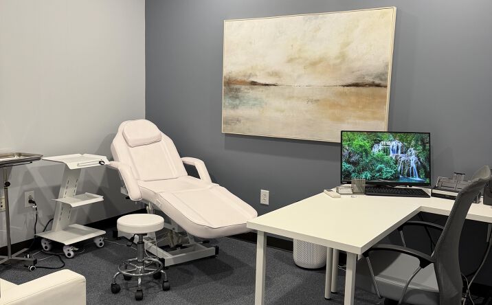 Pictures of Office property located at 455 Swiftside Dr, Raleigh, NC 27606 for lease - image #1
