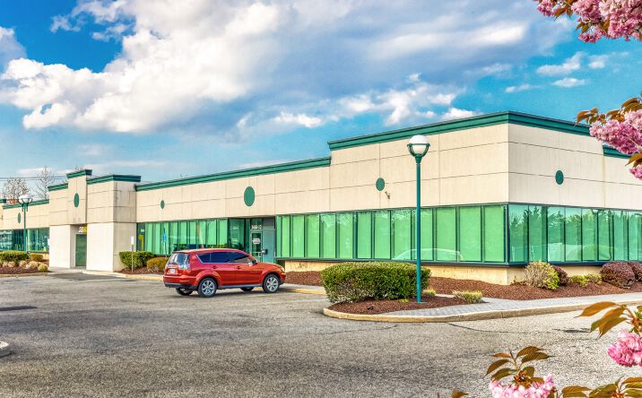 Pictures of Office property located at 3460 Veterans Memorial Highway, Bohemia, NY 11716 for lease - image #1