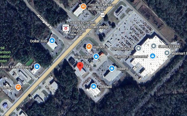 Pictures of Restaurant, Retail property located at 114 Allison Street, Jesup, GA 31545 for lease - image #1