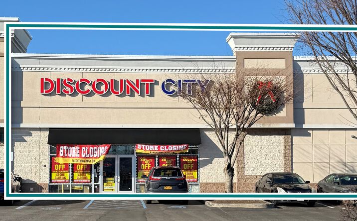 Pictures of Retail property located at 550 Commack Road, Deer Park, NY 11729 for lease - image #1
