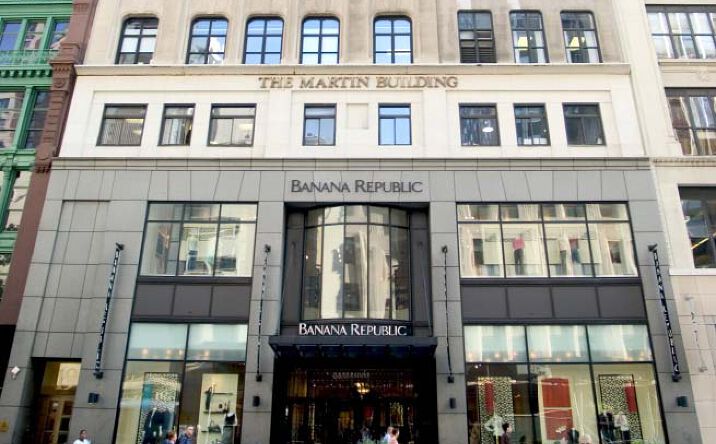 Pictures of Retail property located at 17 W 34th St., New York, NY 10001 for lease - image #1