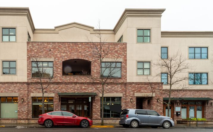 Pictures of Office property located at 180 Lithia Way, Ashland, OR 97520 for lease - image #1