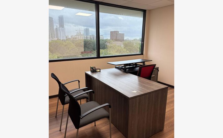 Pictures of Office property located at 888 SE 3rd Ave, Fort Lauderdale, FL 33316 for lease - image #1