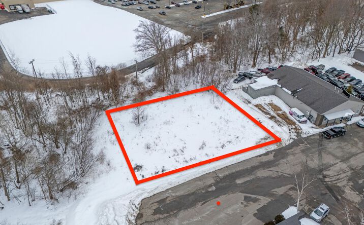 Pictures of Industrial property located at 894 Lafayette Rd, Seabrook, NH 03874 for lease - image #1