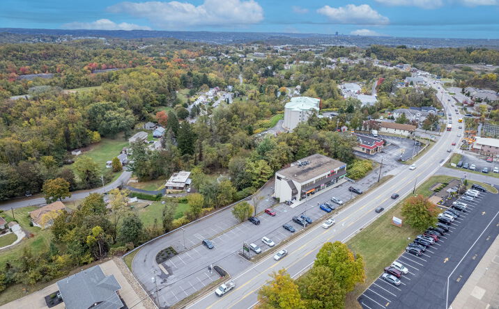 Pictures of Office property located at 5500 Steubenville Pike, McKees Rocks, PA 15136 for lease - image #1