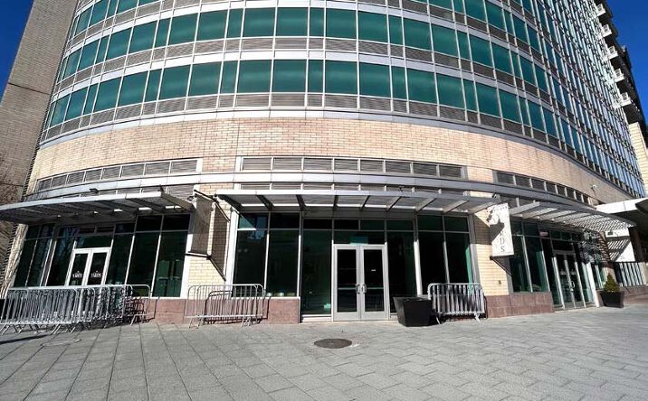 Pictures of Retail, Restaurant property located at 511 W Pratt St, Baltimore, MD 21201 for lease - image #1