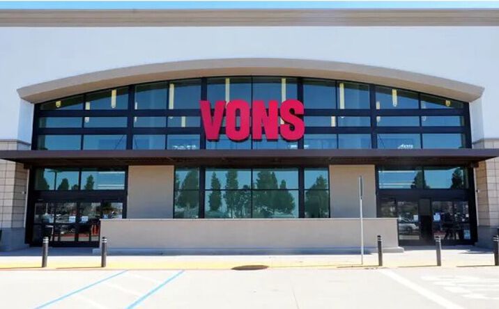 Pictures of Retail, Restaurant property located at 561 N Glendale Ave, Glendale, CA 91206 for lease - image #1
