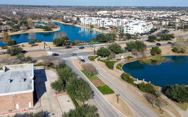 Pictures of Retail property located at 18318 University Blvd, Sugar Land, TX 77479 for lease - image #1