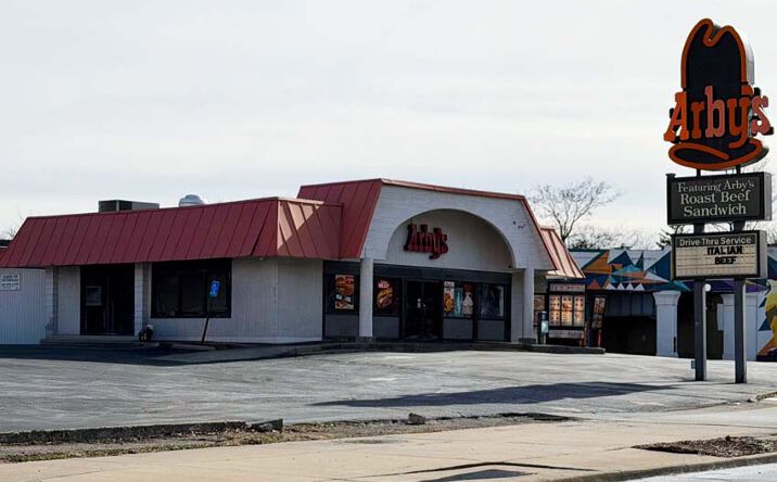 Pictures of Retail property located at 160 S Patterson Blvd, Dayton, OH 45402 for lease - image #1