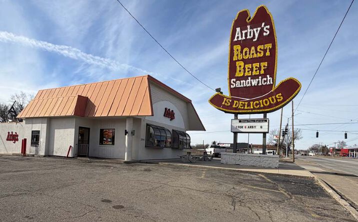 Pictures of Retail property located at 2848 Salem Ave, Dayton, OH 45406 for lease - image #1