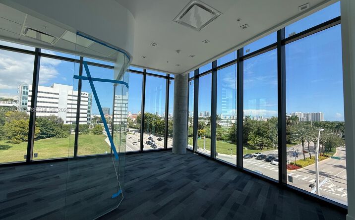 Pictures of Office property located at 406, Aventura, FL 33180 for lease - image #1