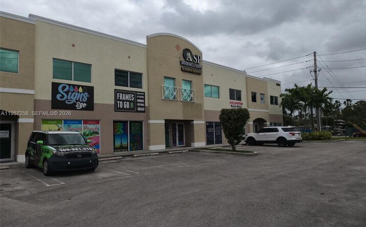Pictures of Industrial, Retail property located at 10801 NW 14th St # 102, Sweetwater, FL 33172 for lease - image #1