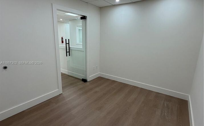 Pictures of Office property located at 770 Ponce De Leon Blvd # 303, Coral Gables, FL 33134 for lease - image #1