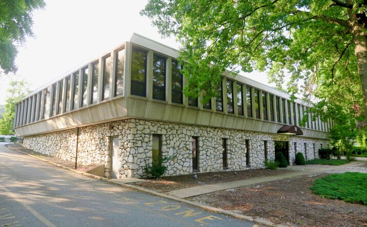 Pictures of Office property located at 74 Pascack Rd, Park Ridge, NJ 07656 for lease - image #1