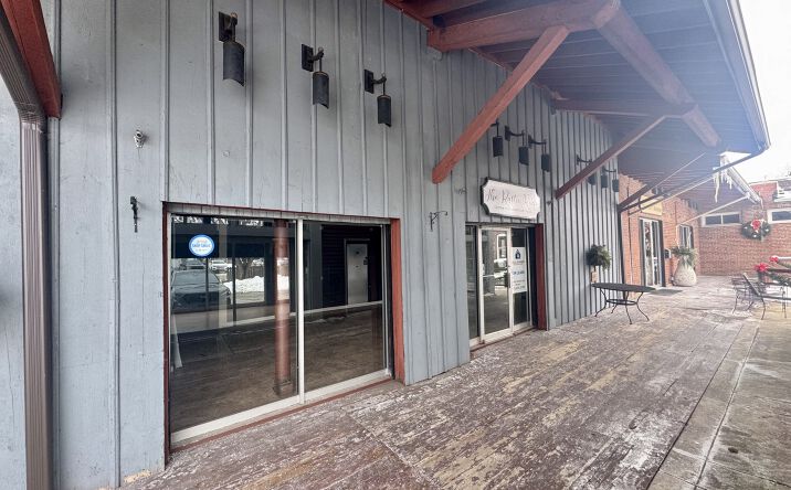Pictures of Retail, Office property located at 241 Market St, Zanesville, OH 43701 for lease - image #1