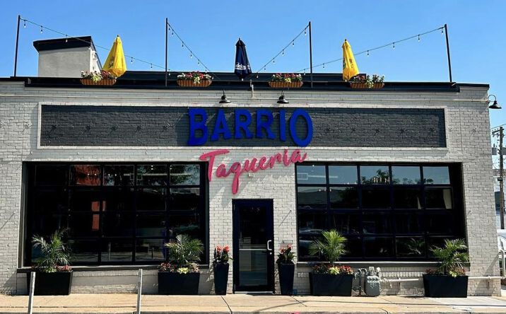 Pictures of Restaurant property located at 408 E 31st St, KCMO, MO 64108 for lease - image #1