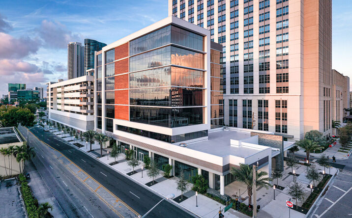 Pictures of Retail, Office property located at 550 S Andrews Ave, Fort Lauderdale, FL 33301 for lease - image #1