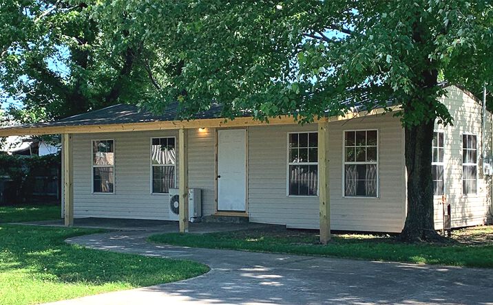 Pictures of Office, Industrial property located at 1231 N Garnett Rd, Tulsa, OK 74116 for lease - image #1