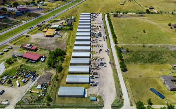 Pictures of Industrial property located at 9668 Co Rd 147, Kaufman, TX 75142 for lease - image #1