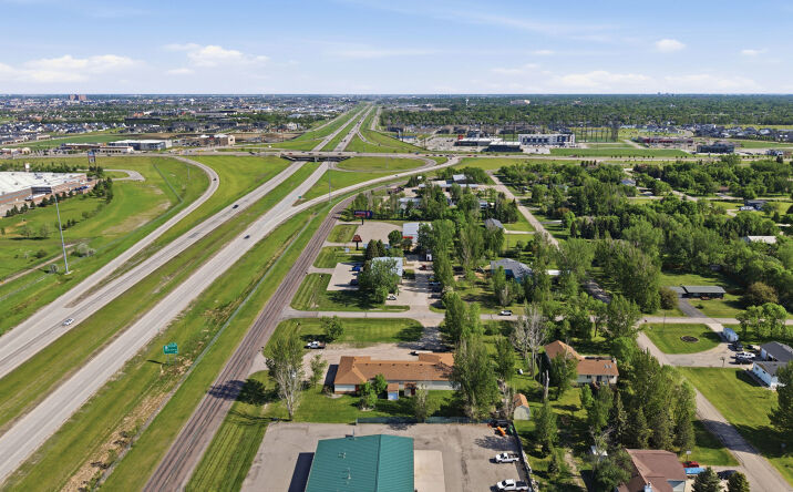 Pictures of Retail, Office property located at 5602 36th Street S, Fargo, ND 58104 for lease - image #1