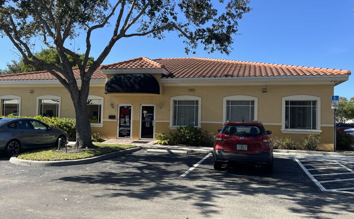 Pictures of Office property located at 3350 Woods Edge Cir, Bonita Springs, FL 34134 for lease - image #1