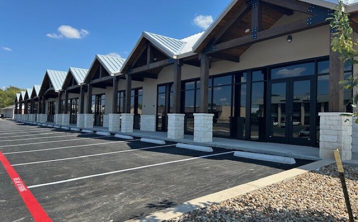 Pictures of Retail, Office property located at 2727 Exchange Pl, Temple, TX 76564 for lease - image #1