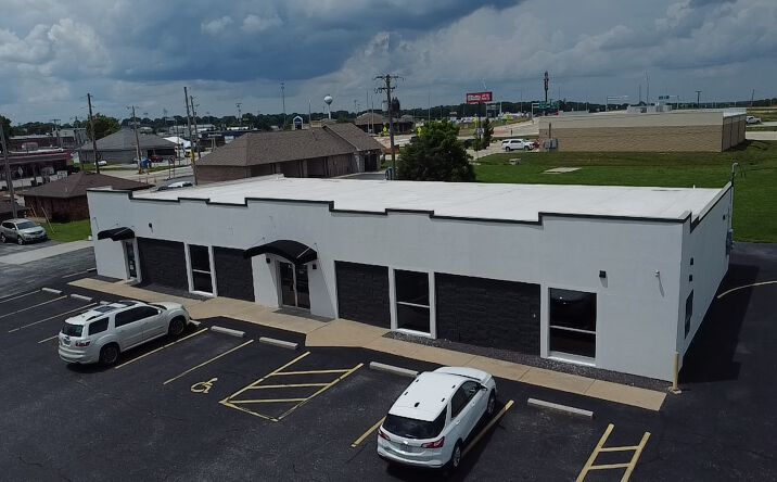 Pictures of Office, Retail property located at 307 Old Rt 66, Strafford, MO 65757 for lease - image #1