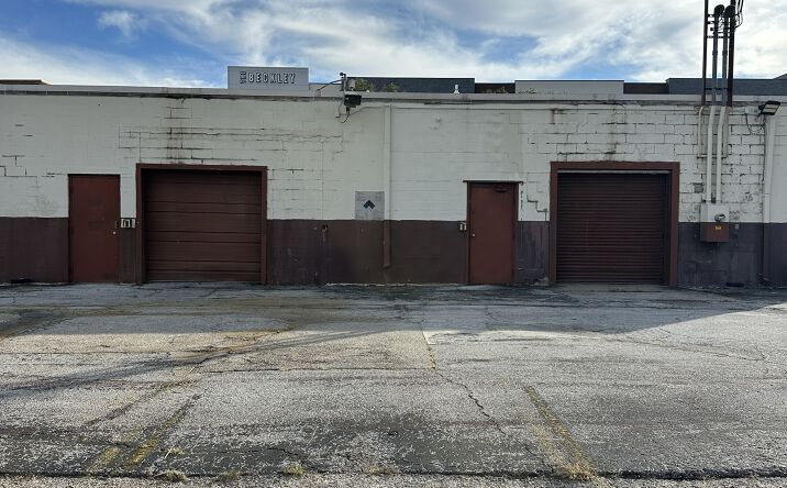 Pictures of Industrial, Office, Special Purpose property located at 1821 N Beckley Ave, Dallas, TX 75203 for lease - image #1