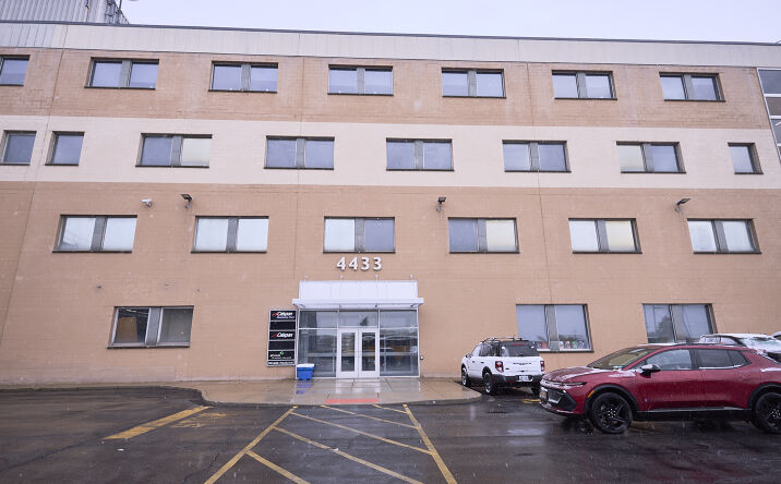 Pictures of Office property located at 4433 Genesee St, Cheektowaga, NY 14225 for lease - image #1