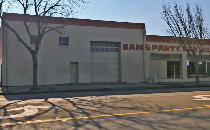 Pictures of Retail, Industrial property located at 16 N Yosemite Ave, Fresno, CA 93721 for lease - image #1