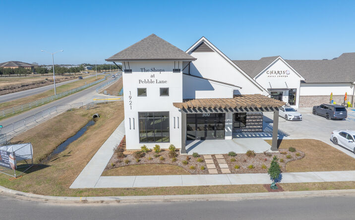Pictures of Retail property located at 1921 Chemin Metairie Pkwy, Youngsville, LA 70592 for lease - image #1