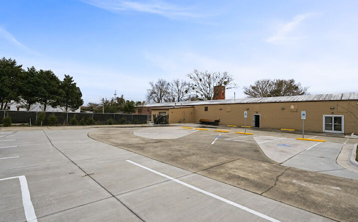 Pictures of Retail, Office property located at 312 N Center St, Goldsboro, NC 27530 for lease - image #1