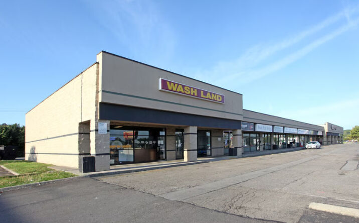 Pictures of Retail property located at 1469-1531 West Broad St, Columbus, OH 43222 for lease - image #1