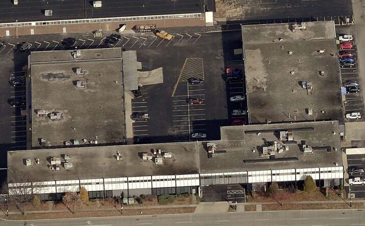 Pictures of Industrial property located at 1150 W 8th St, Cincinnati, OH 45203 for lease - image #1