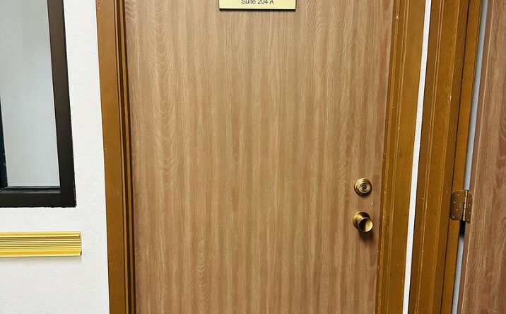 Pictures of Office property located at 773 W Lincoln Boulevard 204A, Freeport, IL 61032 for lease - image #1