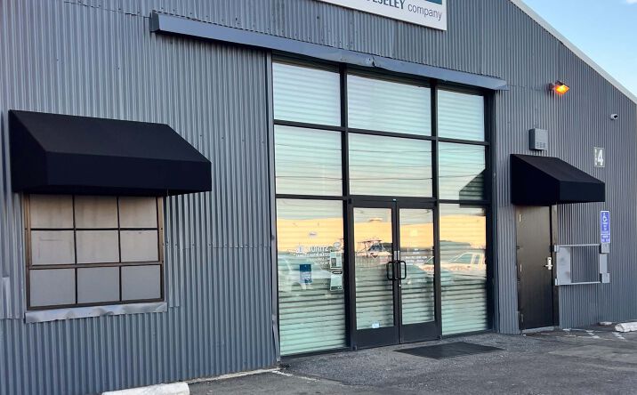 Pictures of Retail property located at 180 E Sunnyoaks Ave, Campbell, CA 95008 for lease - image #1