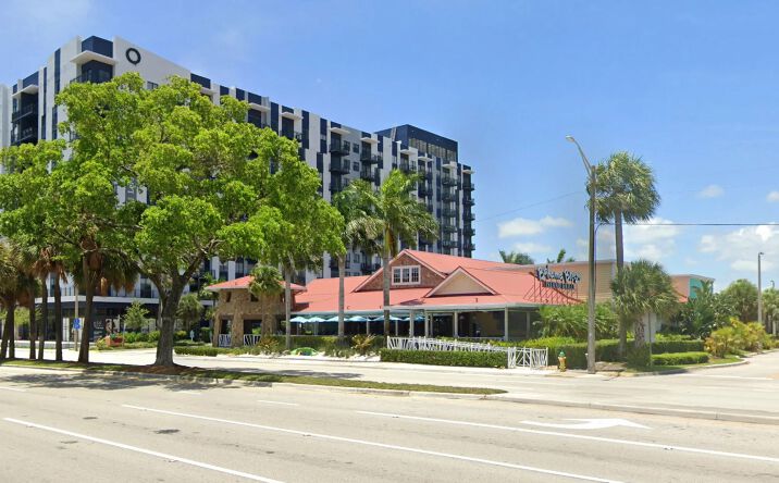 Pictures of Retail property located at 3339 N Federal Hwy # 3347, Oakland Park, FL 33306 for lease - image #1