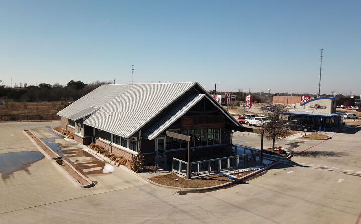 Pictures of Retail property located at 1802 S. Main St., Weatherford, TX 76086 for lease - image #1