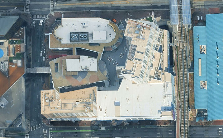Pictures of Retail property located at 210 E Trade St, Charlotte, NC 28202 for lease - image #1